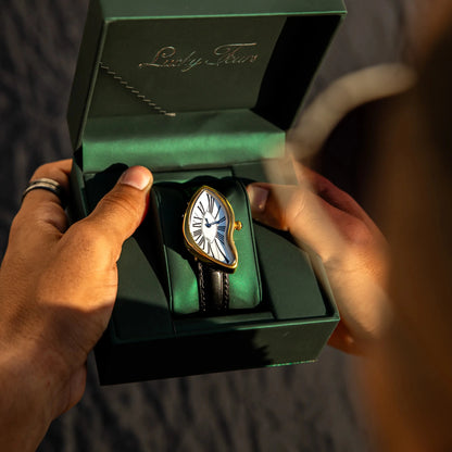 Etiènne - ㅤThe Lux