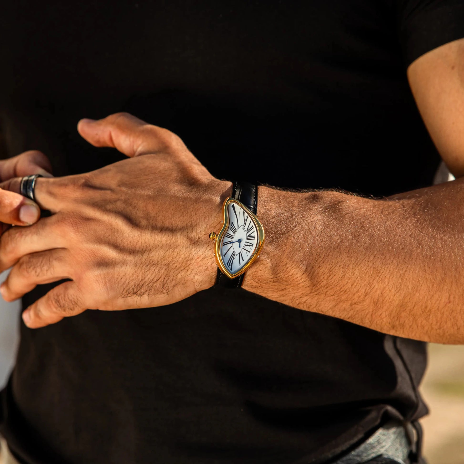 Etiènne - ㅤThe Lux